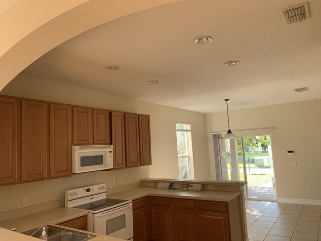 Building Photo - 3343 Bracken Fern Dr