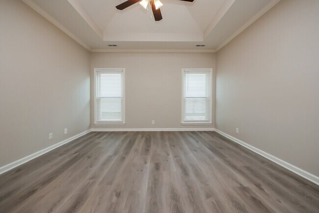 Building Photo - 79 High Point N