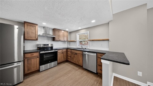 Building Photo - 11015 Clarke Rd