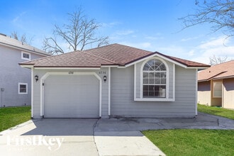 Building Photo - 6736 Newgate Cir E