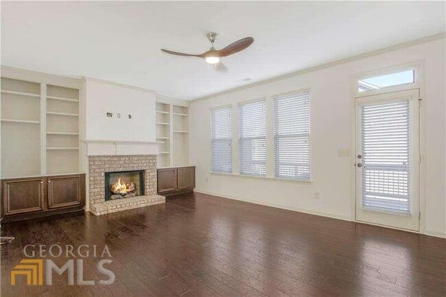 Building Photo - 3382 Vintage Cir SE