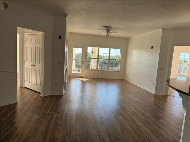 Building Photo - 3707 Conroy Rd