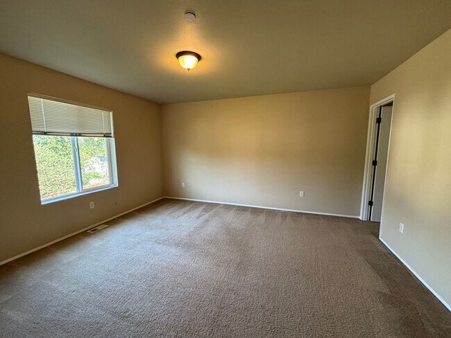 Building Photo - 3210 Sheaser Way