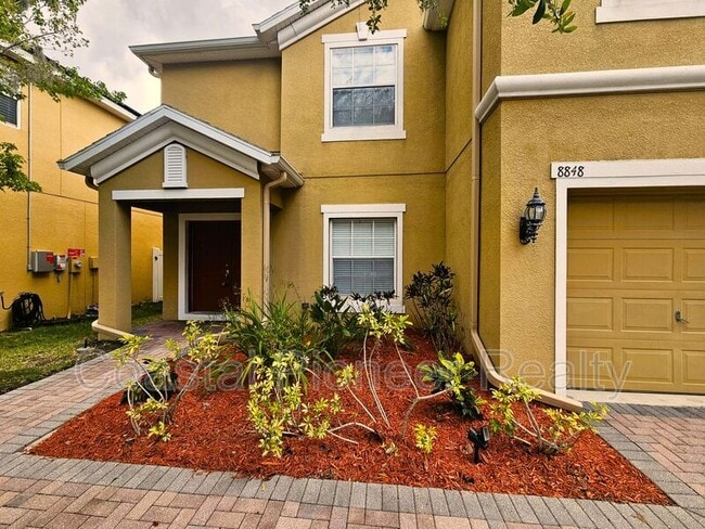Building Photo - 8848 Cameron Crest Dr