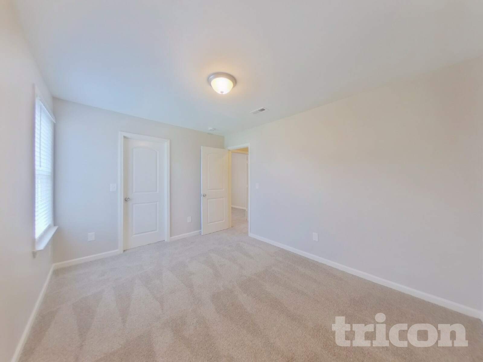 Building Photo - 149 Hidden Lakes Rd