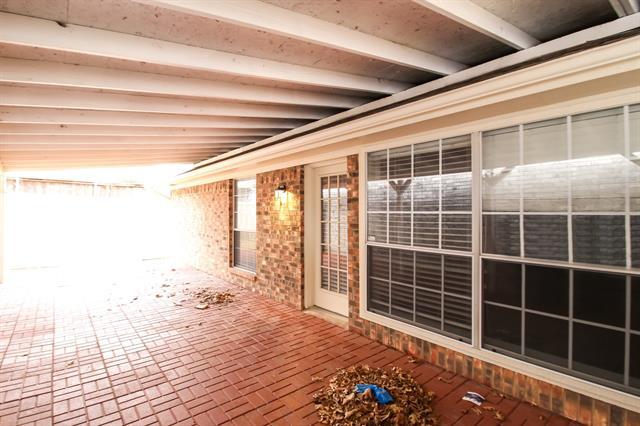 Building Photo - 914 Plantation Dr