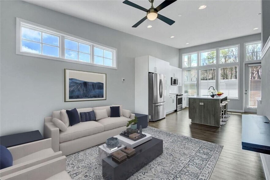 Building Photo - 900 Brees Ct