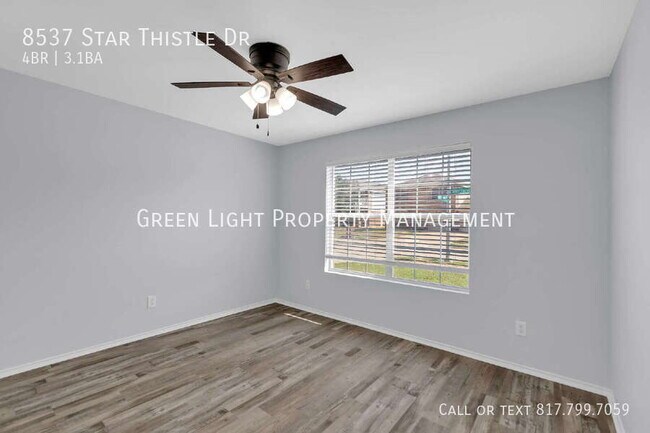 Building Photo - 8537 Star Thistle Dr