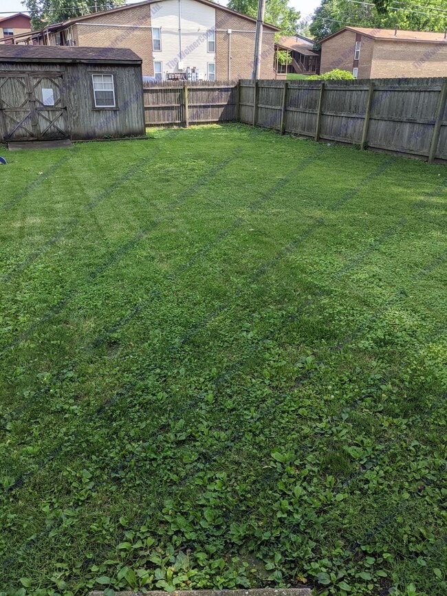 Building Photo - Now leasing!!!