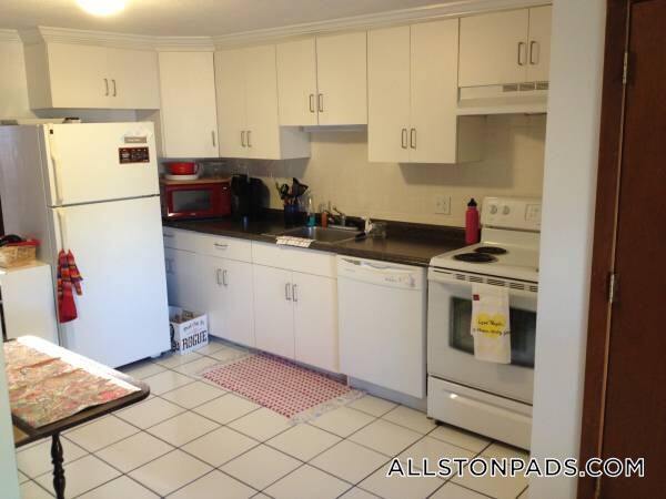 Building Photo - 16 Westford St