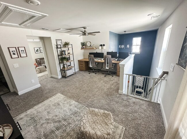 Building Photo - Spacious 4 Bedroom Home with Main-Level Primary and 2-Car Garage