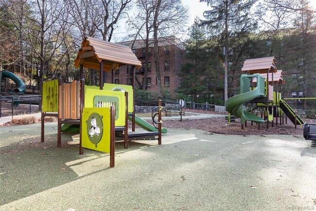 Building Photo - 64 Sagamore Rd