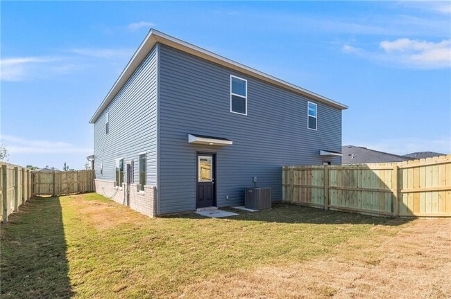 Building Photo - 6800 Memphis