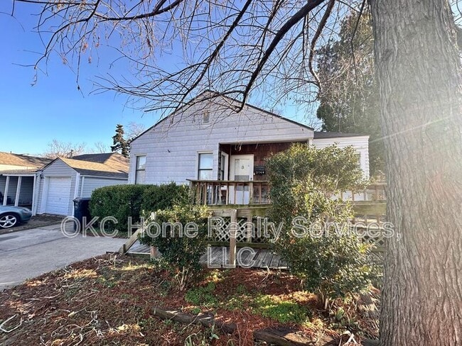 Building Photo - 2144 NW 36th St