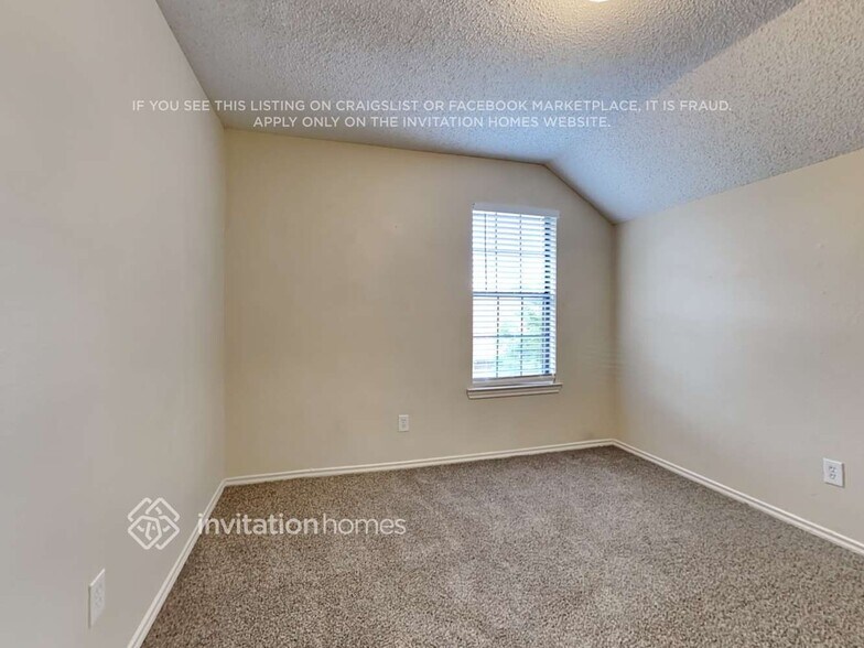 Building Photo - 2404 Beaver Run