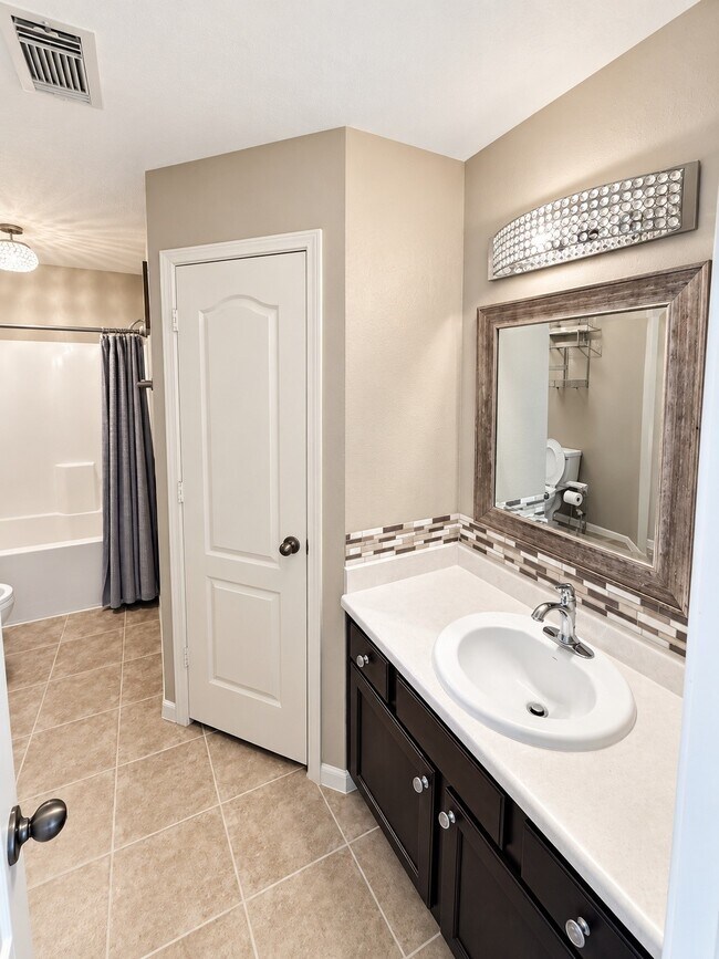 Building Photo - 17322 Brookhollow Mist Ct