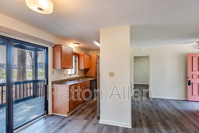 Building Photo - 104 Glenn Bridge Rd