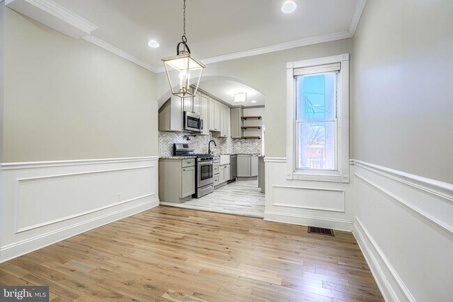 Building Photo - 3533 Keswick Rd