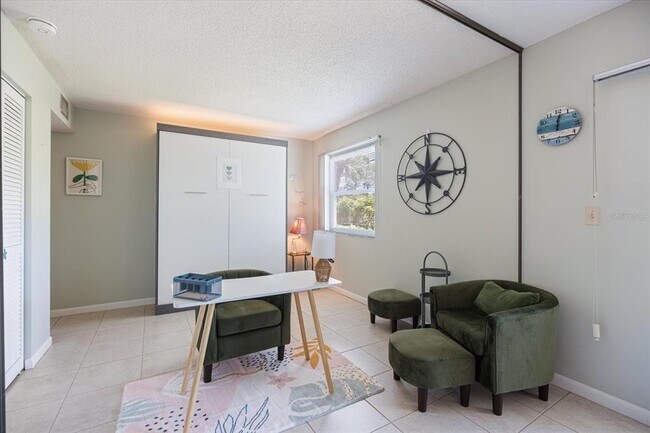 Building Photo - 634 Bird Bay Dr E