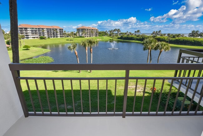 Building Photo - 601 S Seas Dr