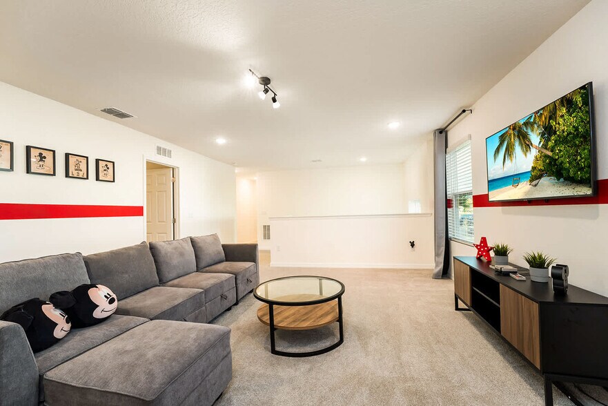 Building Photo - 1566 Mermaid Cv Wy