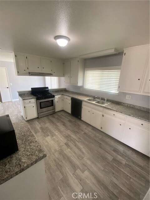 Building Photo - 8041 Alston Ave