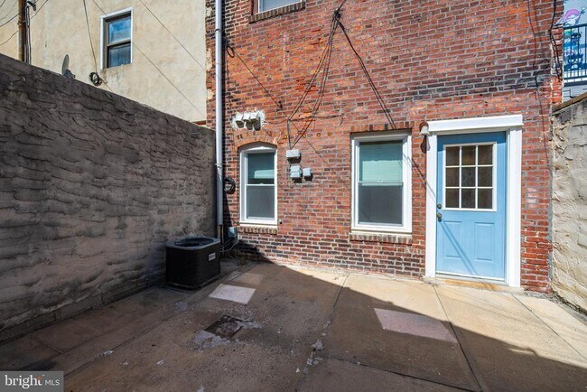 Building Photo - 1510 Fairmount Ave
