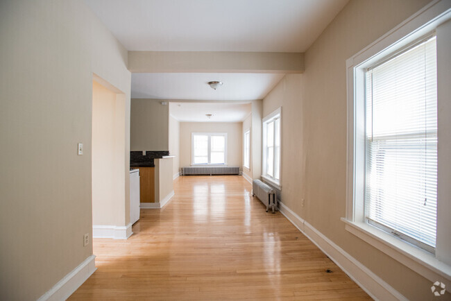Building Photo - 1603 N Van Buren St