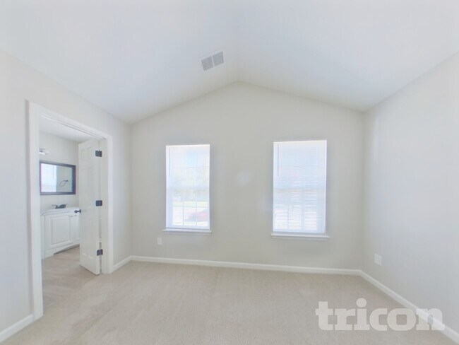 Building Photo - 5424 Henderson Oaks Dr