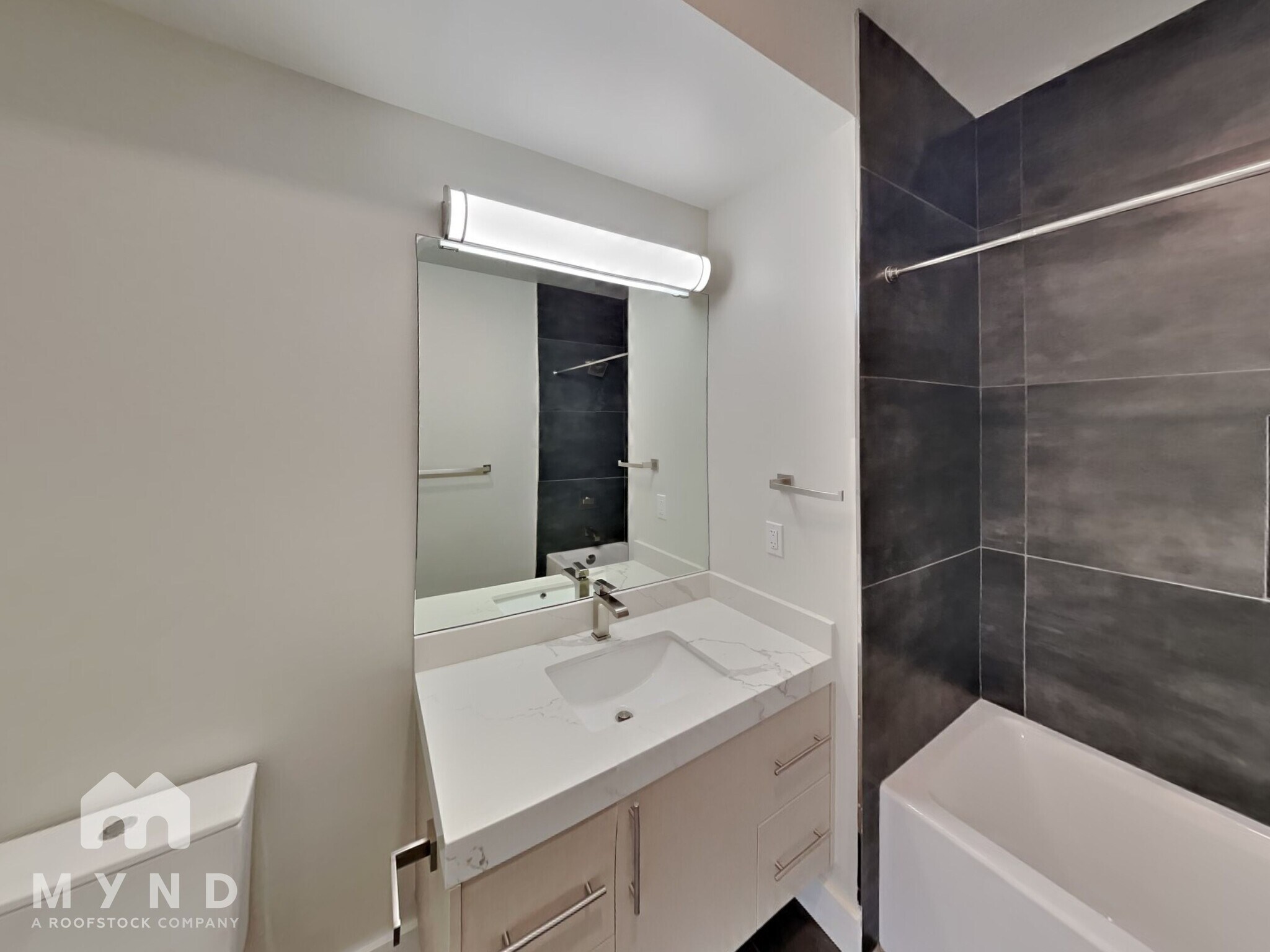 Building Photo - 3103 35th Ave