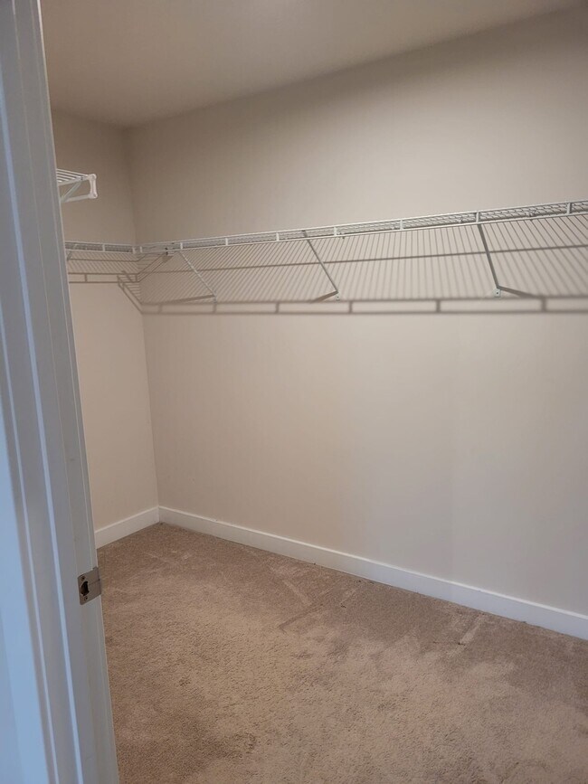 Building Photo - 11 Ticket Wy