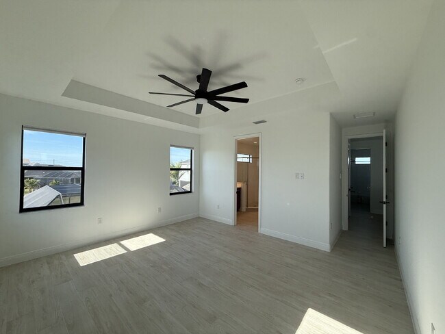 Building Photo - 3BR/3.5BA two-story home with 2-car garage in Sierra Cove!