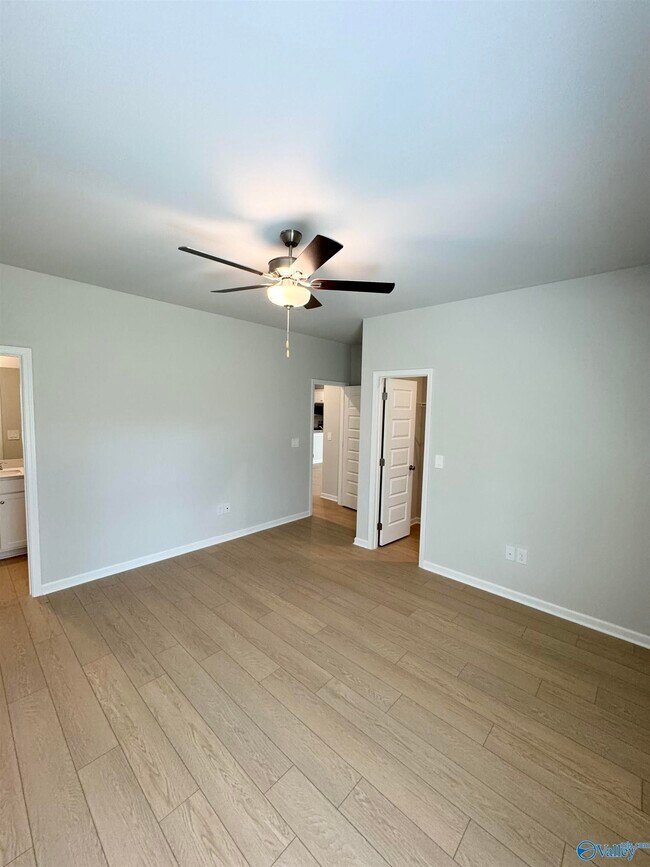 Building Photo - 22733 Dashwood Ln