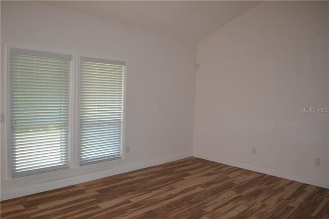 Building Photo - 603 Grenadine Ct