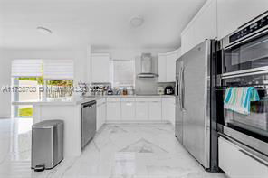 Building Photo - 365 NW 153rd Ln