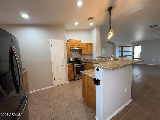 Building Photo - 4651 Big Bend St