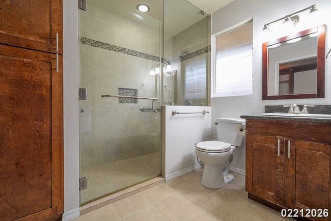 Building Photo - Available Now! 3 BD / 2 BA Carport parking Home in Mililani!