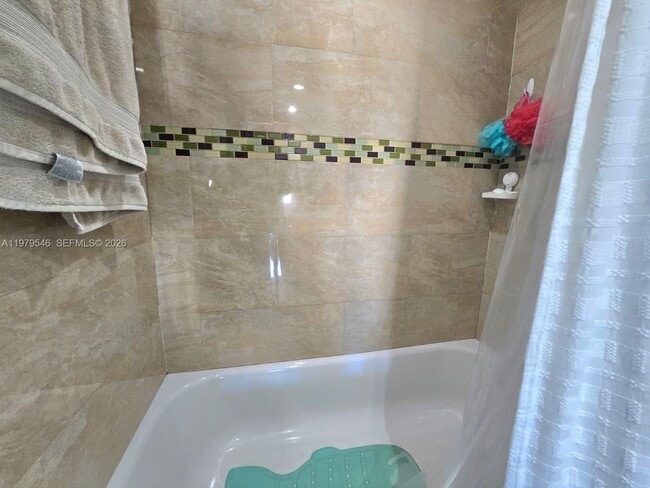 Building Photo - 6940 Miami Gardens Dr