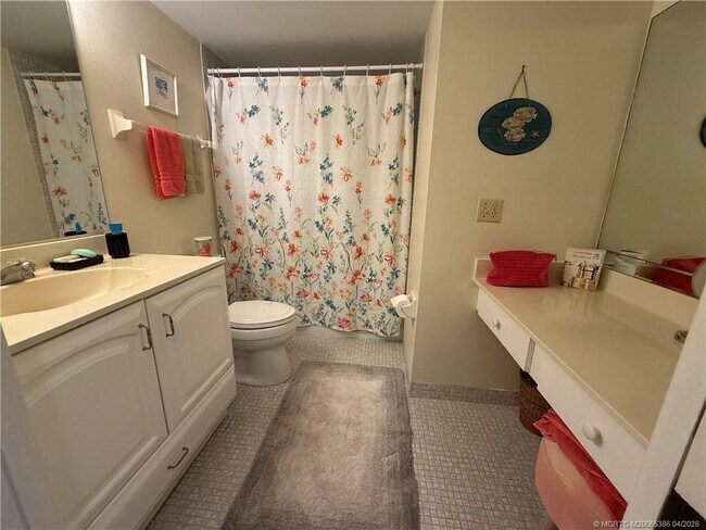 Building Photo - 175 SE St Lucie Blvd