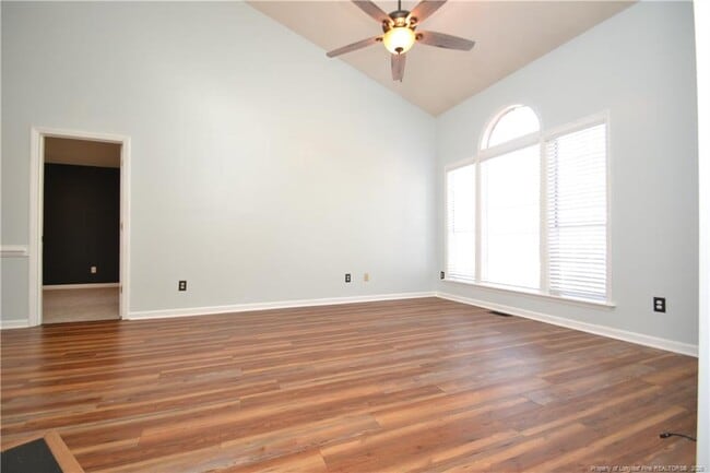 Building Photo - 4208 Loon Ln