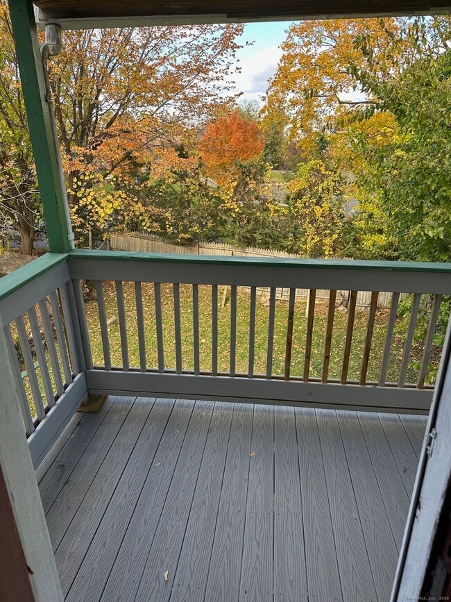 Building Photo - 2 Westland St