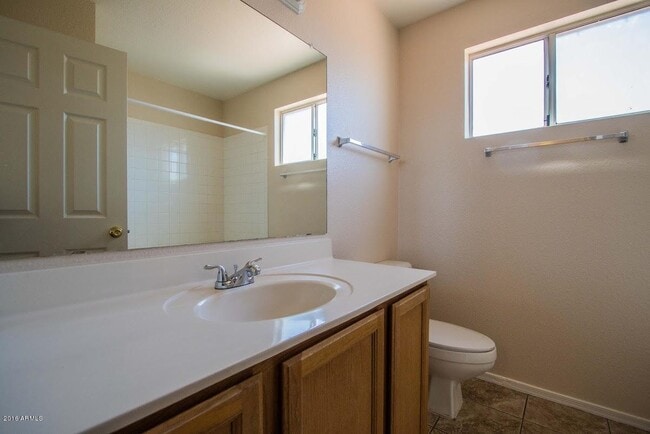 Building Photo - 14318 N 78th Dr