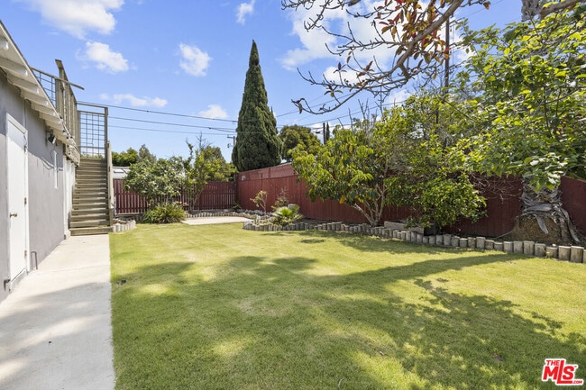 Building Photo - 11110 Charnock Rd