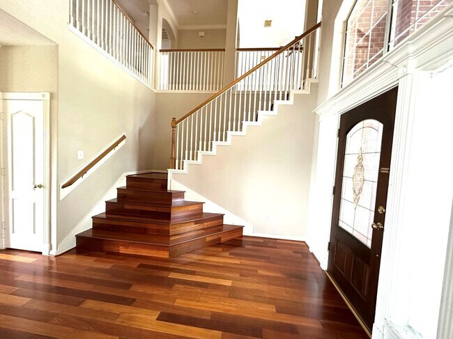 Building Photo - 6811 Sable River Ct