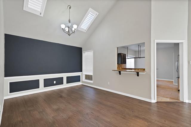 Building Photo - 1340 Maywood Ct