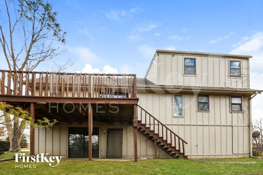 Building Photo - 7714 NW 69th Terrace