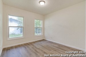 Building Photo - 2626 W Mistletoe Ave