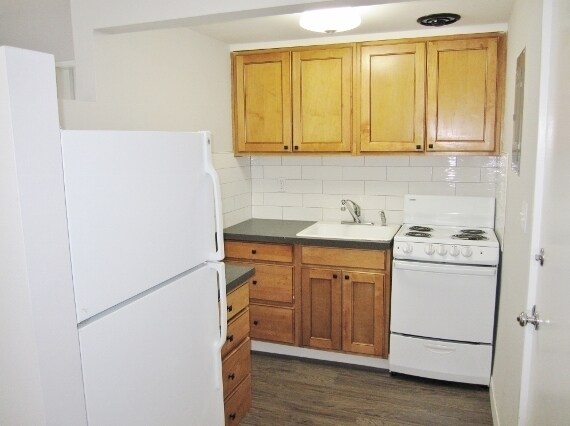 Building Photo - 3717 S Corbett Ave