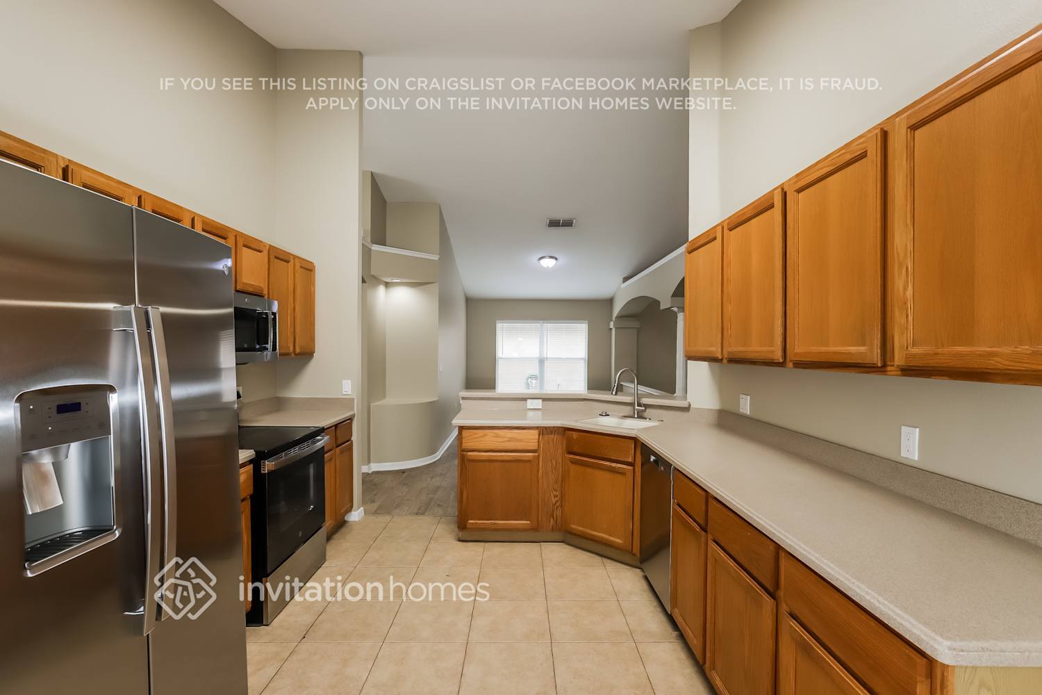 Building Photo - 2502 Clareside Dr