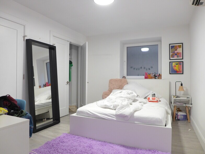 Building Photo - 136 Northampton St